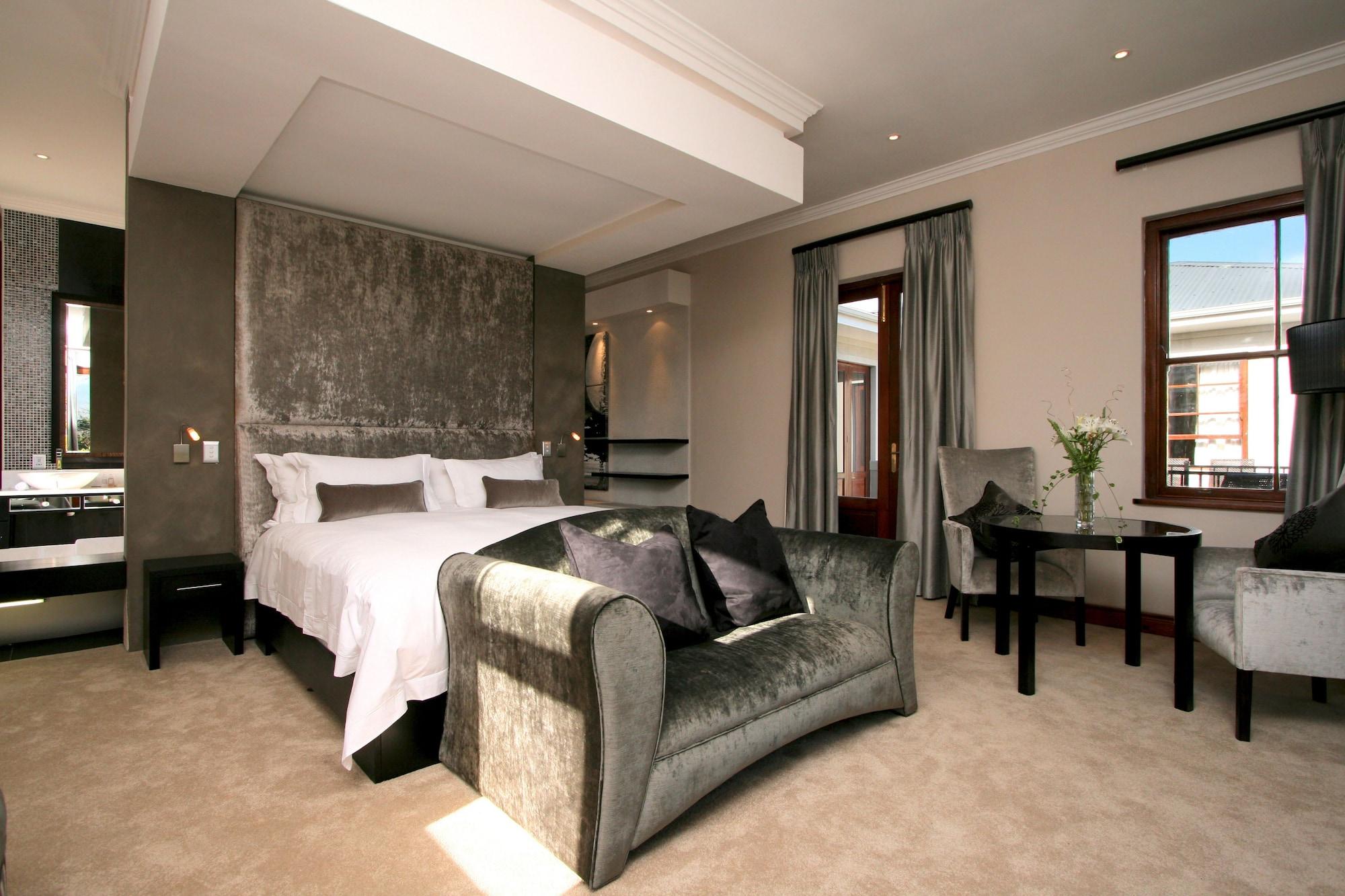 โนวา คอนสแตนเตีย บูติค เรซิเดนซ์ Hotel เคปทาวน์ ภายนอก รูปภาพ