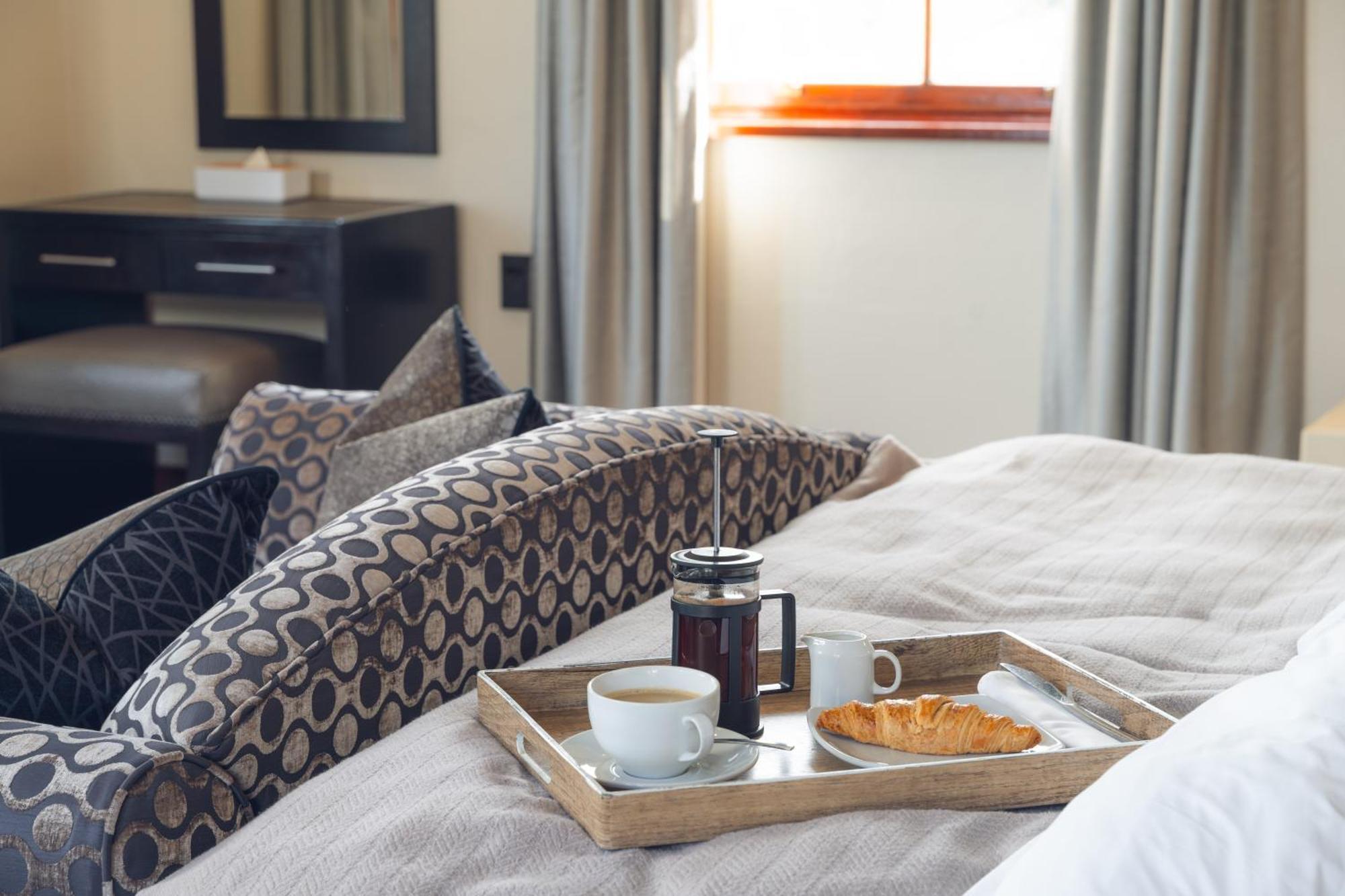 โนวา คอนสแตนเตีย บูติค เรซิเดนซ์ Hotel เคปทาวน์ ภายนอก รูปภาพ