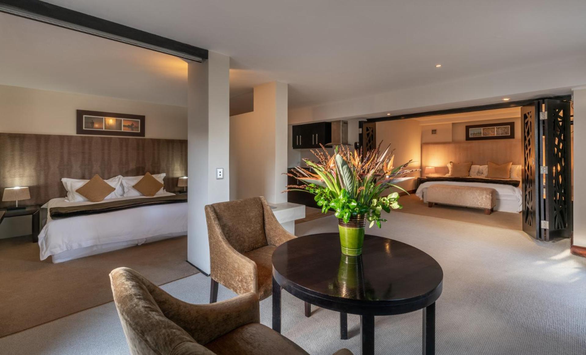 โนวา คอนสแตนเตีย บูติค เรซิเดนซ์ Hotel เคปทาวน์ ภายนอก รูปภาพ